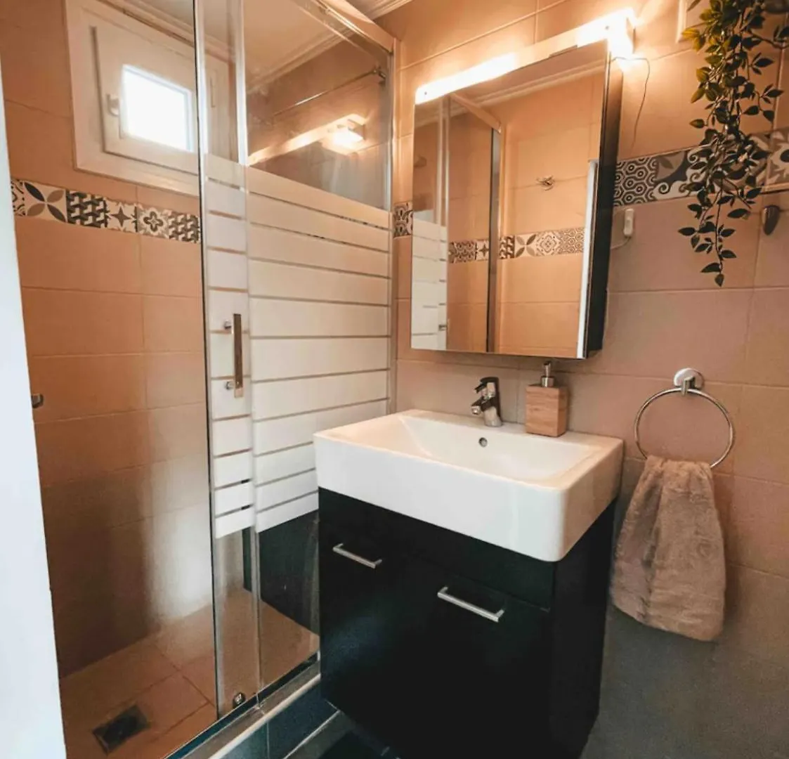 Apartament Rooftop Mini Suite-Roof Deck-Sunbeds-City View Salonic